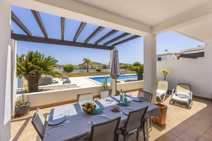 Ganze Wohnung, Casa Iguana - Dorfwohnung mit Gemeinschaftspool in Budens, Faro Distrikt