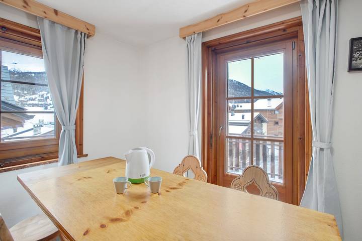 Hel lejlighed, Ferielejlighed for 8 personer med balkon in Livigno (Town), Livigno