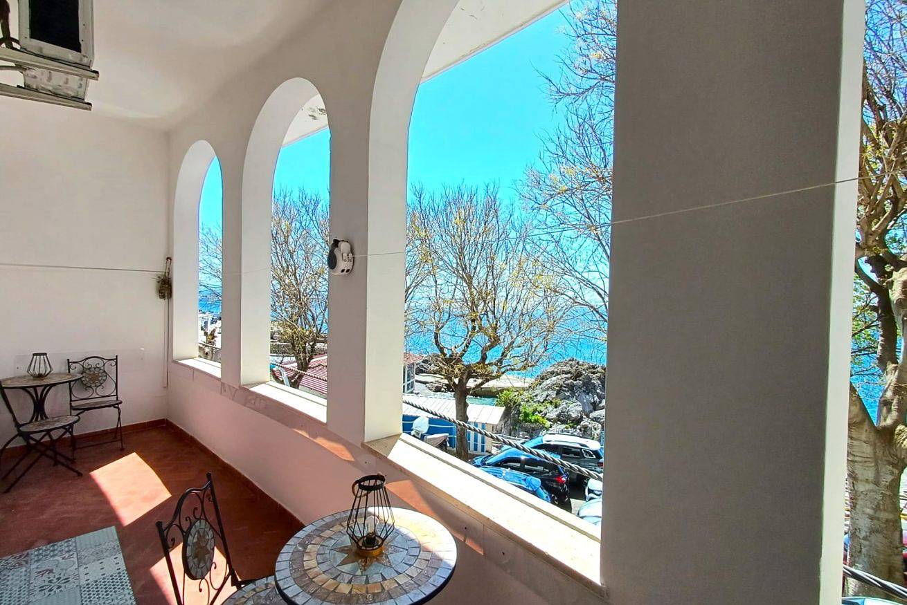 Ganze Wohnung, Ferienwohnung für 6 Personen mit Balkon/Terrasse in Amalfi, Amalfiküste
