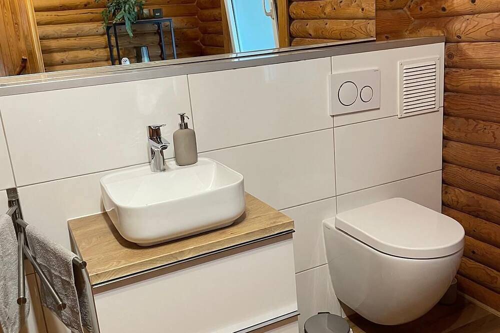 Nideggen‘s Schwedenhaus, direkt am Wald mit tollen Wanderwegen und Feuerstelle. in Nideggen, Rureifel (Nordrhein-westfalen)