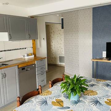 Gîte pour 7 personnes, avec vue et jardin à Colombey-les-Deux-Églises