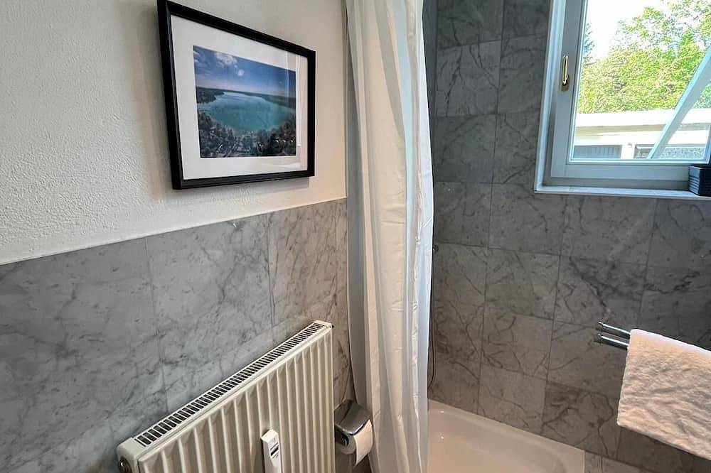 Ganze Wohnung, Bloom | kleines, gemütliches Apartment mit Seezugang zum Wörthsee & Wlan in Wörthsee, Ammersee