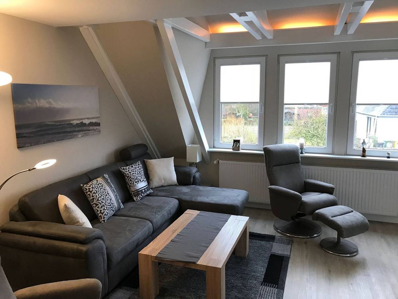 Ganze Ferienwohnung, Silwai Og - 3-Zimmer App. für 4 Pers. mit Terrasse, Pkw-Stellplatz, Wlan, Haustiere erlaubt. in Sylt (Gemeinde), Sylt