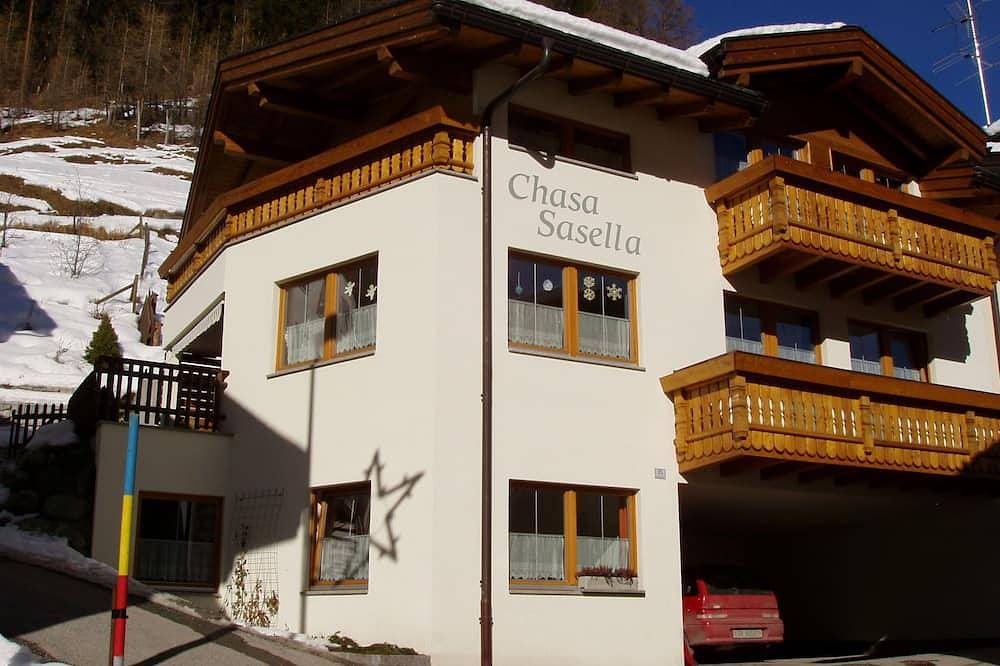 Ganze Wohnung, Chasa Sasella, (Samnaun-Compatsch). in Compatsch (Samnaun), Samnaun