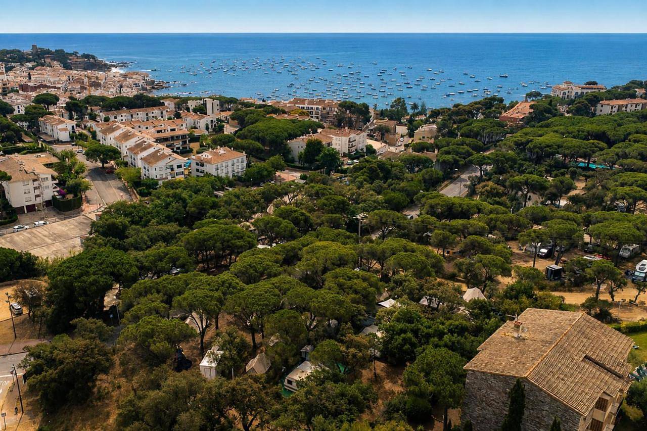 Kampaoh Calella de Palafrugell in Platja de Port Bo (Palafrugell), Palafrugell