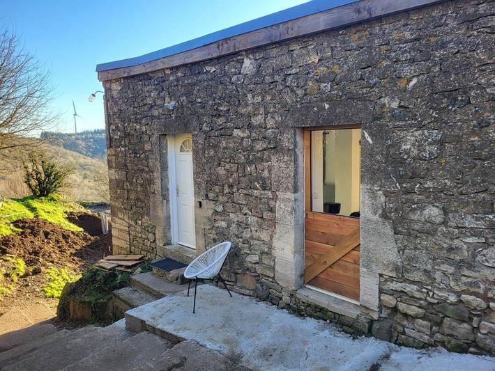 Gîte pour 4 personnes, avec vue et jardin à Joncels