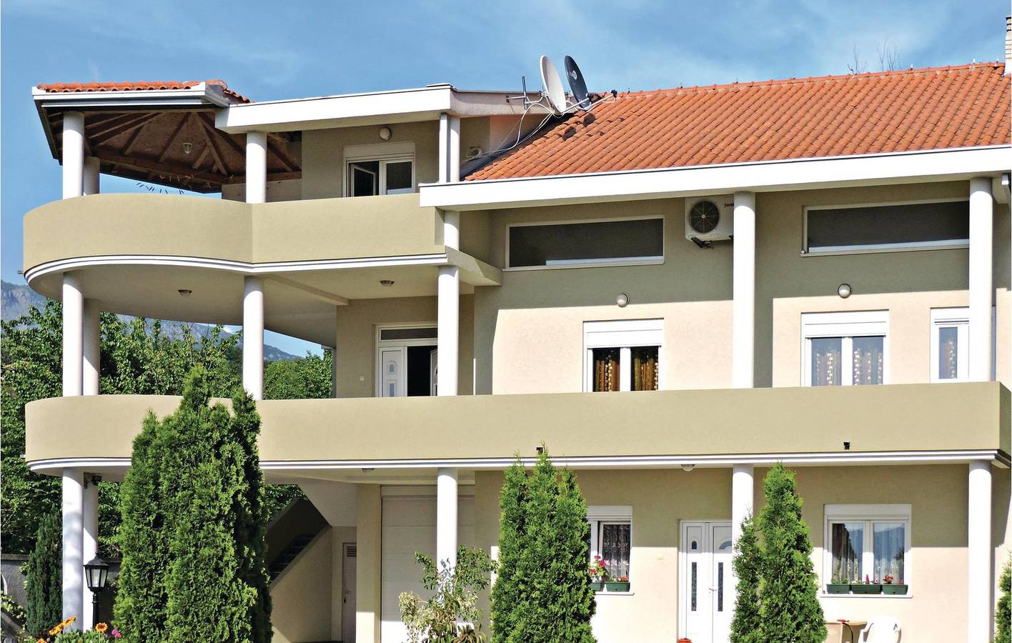 Apartamento de férias inteiro, Apartamento de férias para 8 pessoas com terraço in Podi-Sasovići, Bay of Kotor
