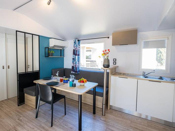 Camping für 4 Personen, mit Kinderpool in Martigues - 3