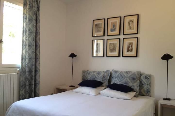 Location de vacances pour 4 personnes, avec terrasse ainsi que piscine et jardin à Serviers-et-Labaume - 3