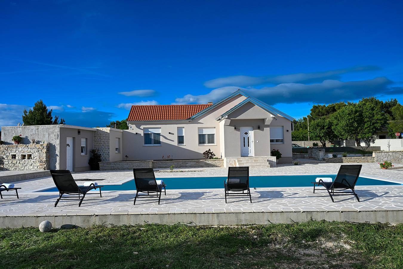 Holiday Home Marija with pool in Grad Benkovac, Zadar