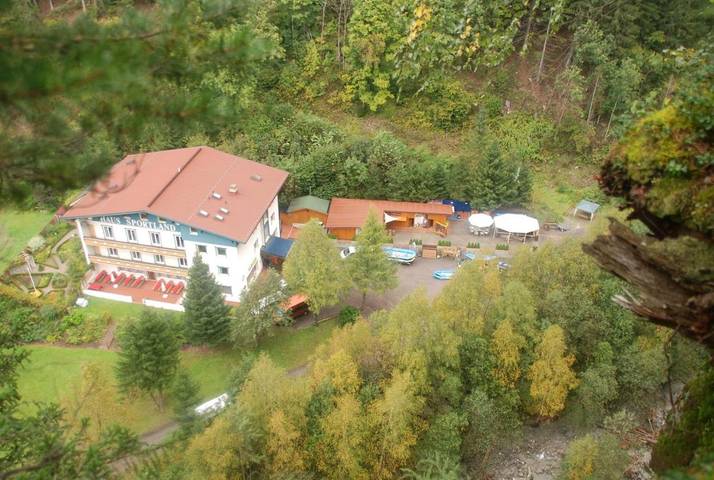 Hostel für 2 Personen, mit Terrasse und Garten in Kals am Großglockner
