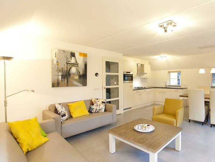 Villa voor 6 personen, met Terras en Tuin in Arnhem