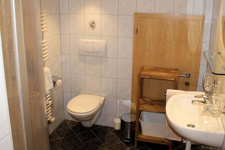 Chambre d’hôte pour 8 personnes, avec jardin à Brand - 3