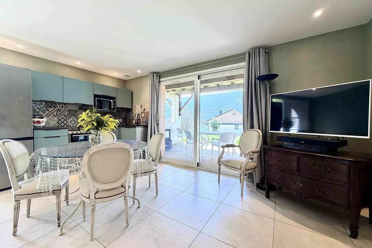 Appartement entier, Appartements pour 4 Personnes in Tresserve, Région de Chambéry