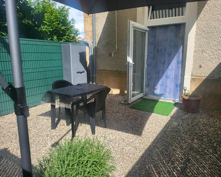 Gîte pour 2 personnes, avec jardin et vue à Irigny - 4