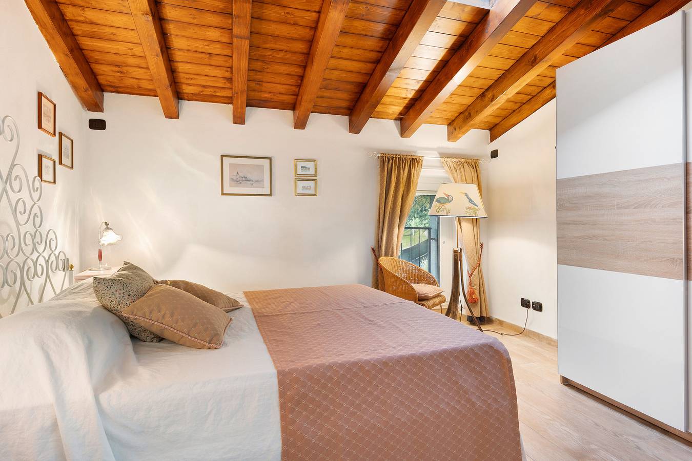 Appartamento intero, Appartamento 'Il Borgo Ulivo' con Vista Lago, Wi-Fi e Aria Condizionata in Polpenazze del Garda, Prealpi Gardesane