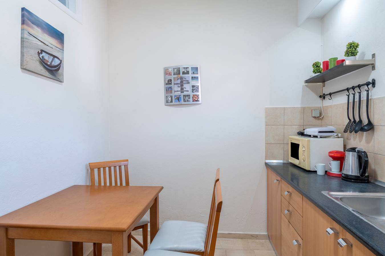 Hel lägenhet, Apartment 'Two Bedroom 3' with Wi-Fi and Air Conditioning in Kavos, Korfu