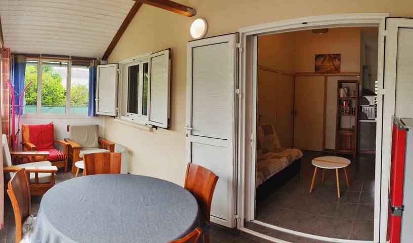 Location de vacances pour 4 personnes, avec vue ainsi que jardin et terrasse à La Plaine-des-Palmistes - 3