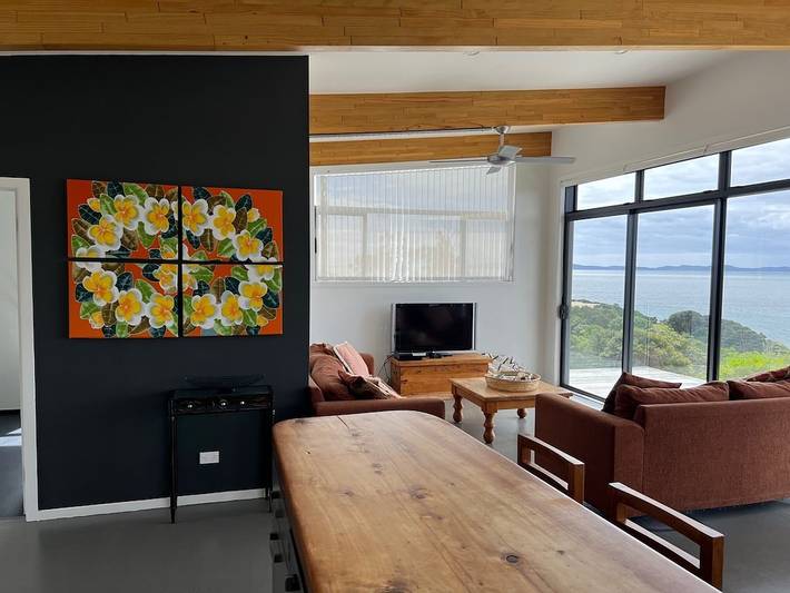 Holiday home for 4 people, with balcony and garden in New Zealand