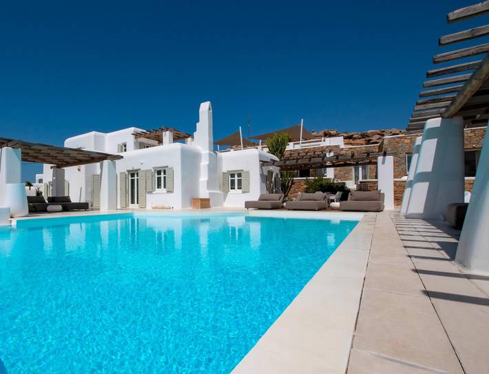 Casa de férias para 16 pessoas, com varanda e jardim e ainda piscina and vista para o mar em Mykonos