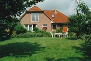 Ferienwohnung für 2 Personen, mit Garten und Terrasse in Brietlingen