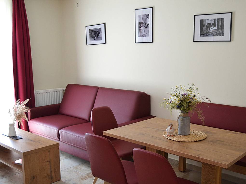 Ganze Ferienwohnung, Maikäfer in Colmberg, Romantische Straße