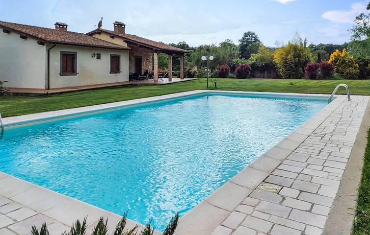 Maison de vacances pour 6 personnes, avec terrasse ainsi que piscine et jardin, animaux acceptés - 1