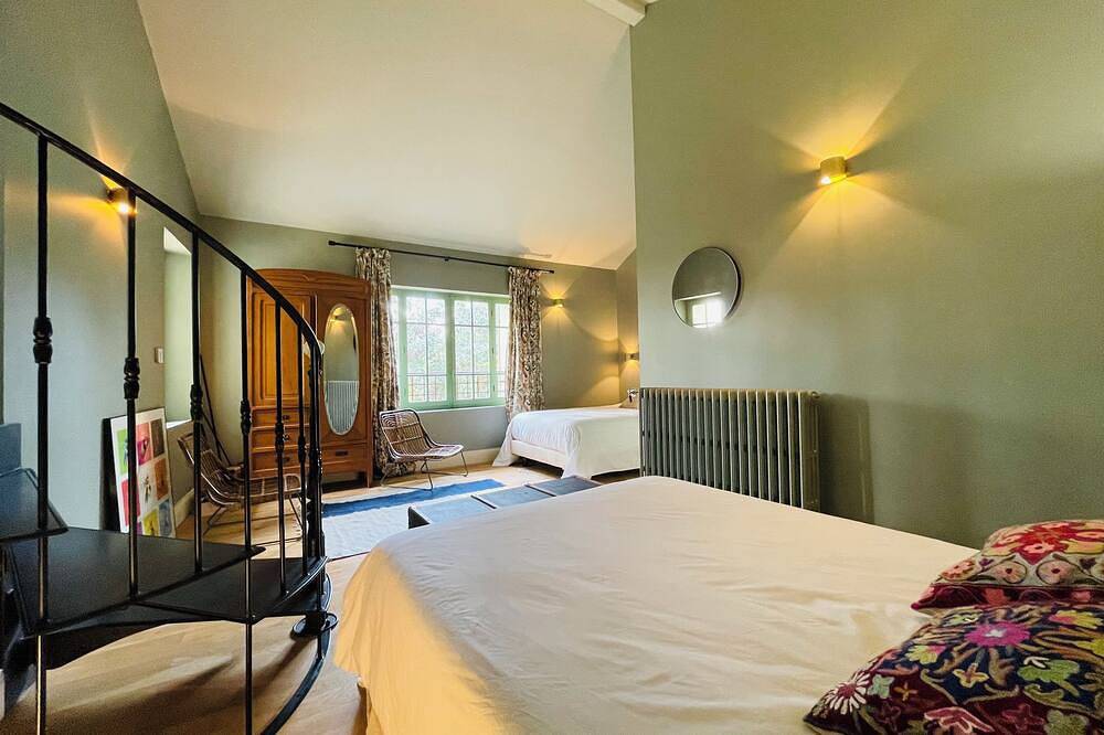 L'Isle sur la Sorgue, country house in Le Thor, Vaucluse