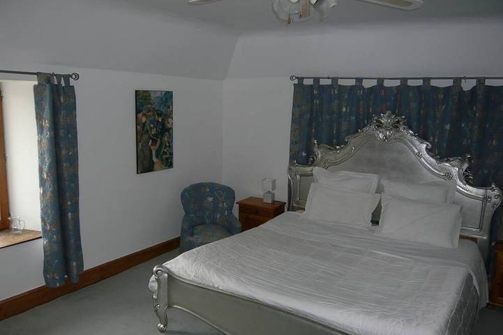 Gîte pour 2 personnes, avec jardin et piscine ainsi que jacuzzi et terrasse à Boisse - 2