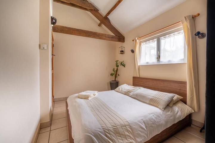 Location de vacances pour 5 personnes, avec jacuzzi et sauna ainsi que jardin et piscine, animaux acceptés à Quistinic - 3