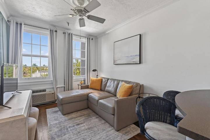 Apartamento para 4 personas, con jardín y piscina en Palm Beach