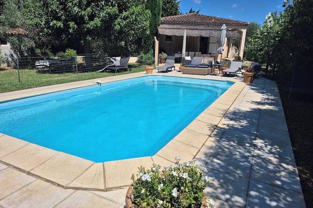 Villa avec jardin et piscine in Fontvieille, Arles region