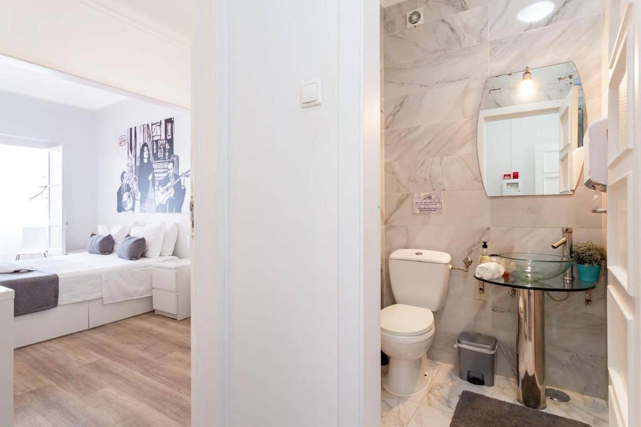 Divine House of Graça in Graça, São Vicente (Lisbonne)