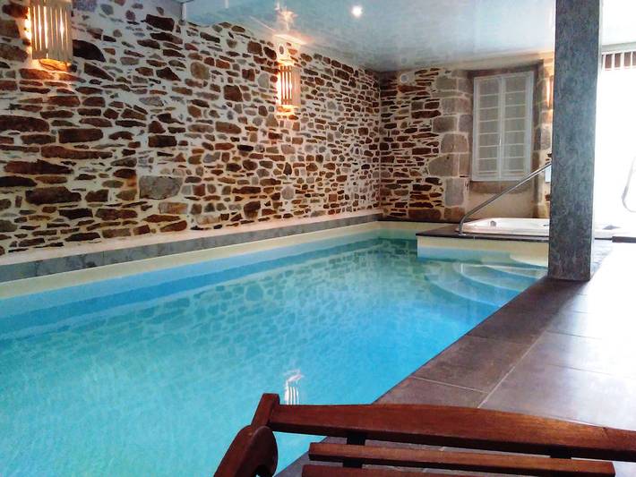 Gîte pour 5 personnes, avec terrasse ainsi que jacuzzi et sauna - 1