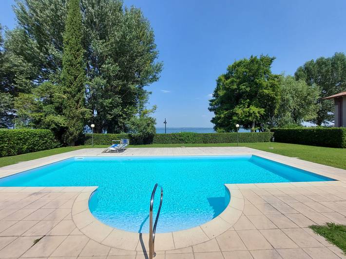 Ferienwohnung für 6 Personen, mit Seeblick und Balkon in Sirmione - 2