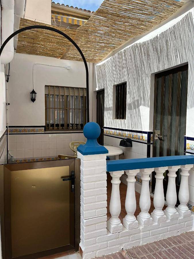 Location de vacances pour 4 personnes, avec terrasse à Piles - 3