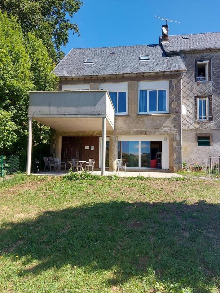 Gîte pour 5 personnes, avec Terrasse et Jardin