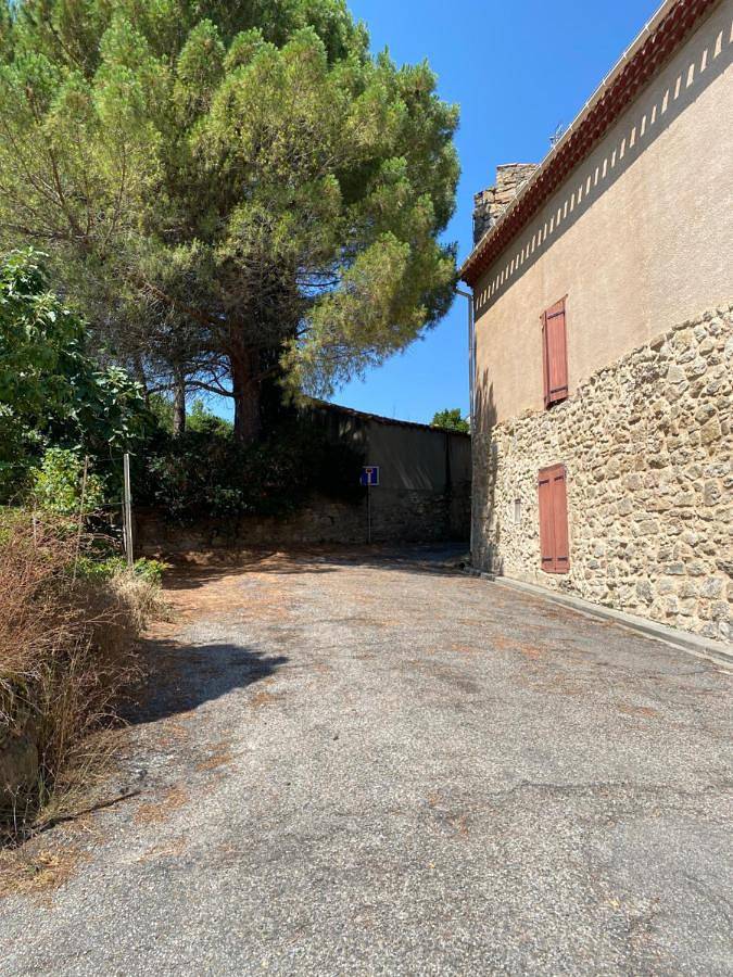 Location de vacances pour 4 personnes, avec vue, adapté aux familles à Saint-Hilaire - 2