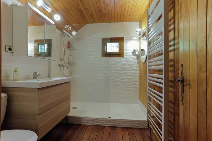 Le balcon des essarts: chalet familial aux vues du grand som in Saint-Pierre-de-Chartreuse, Isère