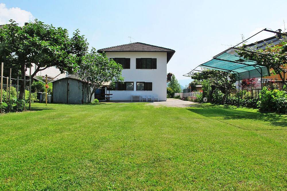 Ganze Wohnung, Martinelli by Interhome in Calceranica al Lago, Caldonazzosee