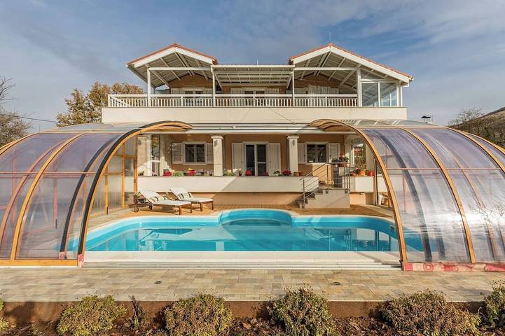 Ferienhaus für 8 Personen, mit Whirlpool