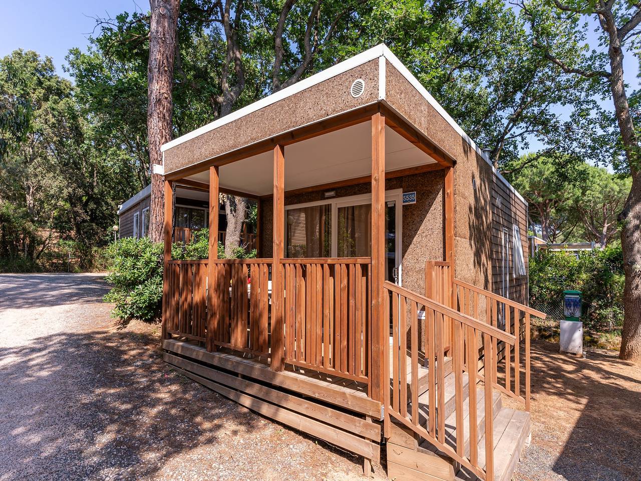 Casa mobile con ampia area piscina in Castiglione della Pescaia, Provincia di Grosseto