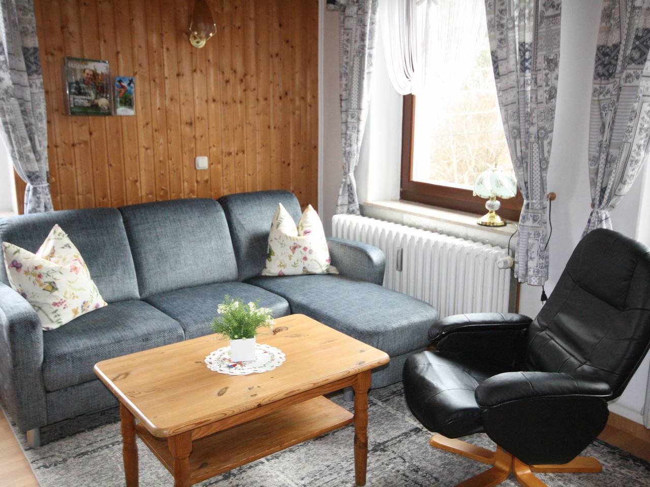 Ganze Wohnung, Fewo Bergkristall in Neudorf, Sehmatal