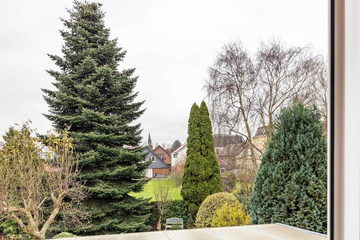Entire apartment, Apartment 'Haus Herzog' with Shared Garden and Wi-Fi in Brunsbüttel, Dithmarschen