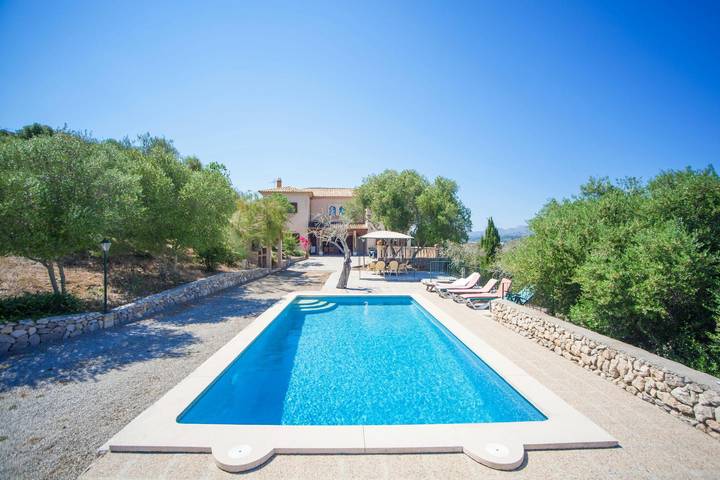 Finca für Gruppen für 10 Personen, mit Terrasse in Artà