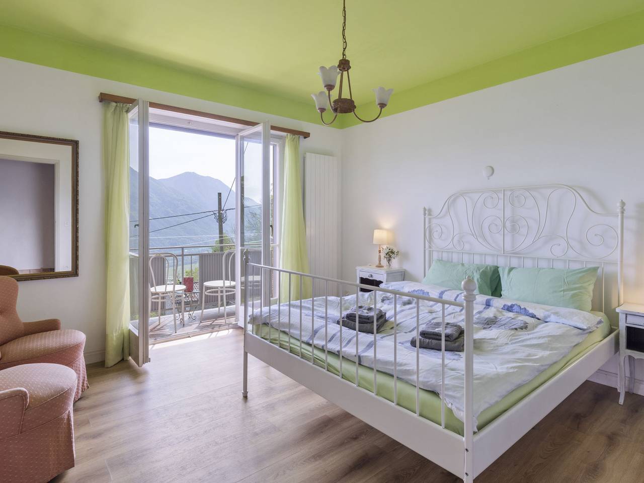 Ganze Wohnung, Rosalia in Cugnasco-Gerra, Tessiner Alpen