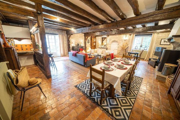 Chambre d’hôte pour 5 personnes, avec jardin et vue à Saint-Ay