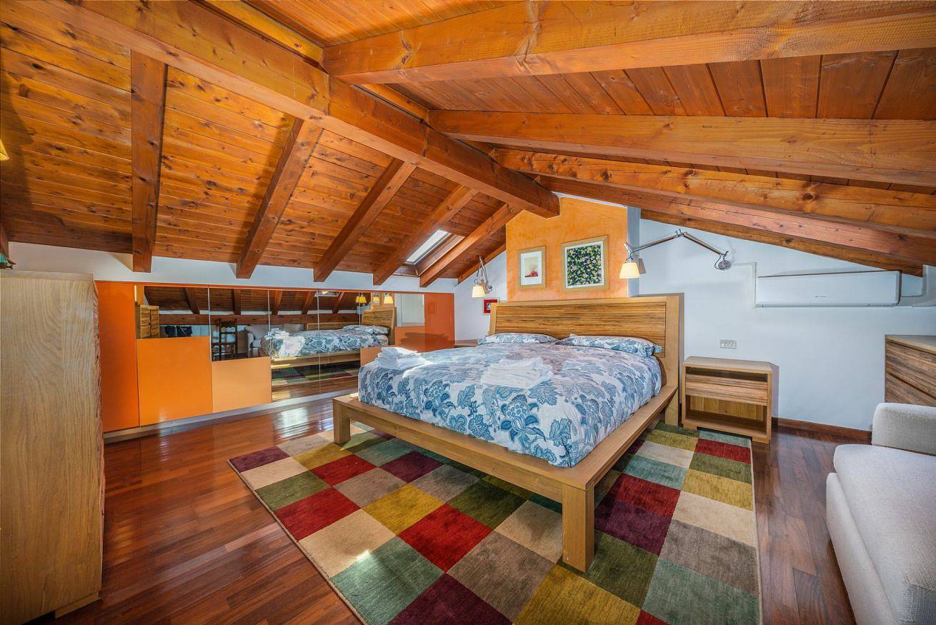 Ganze Wohnung, Attico del Gusto - Terrace & Private Parking in Udine, Udine Provinz