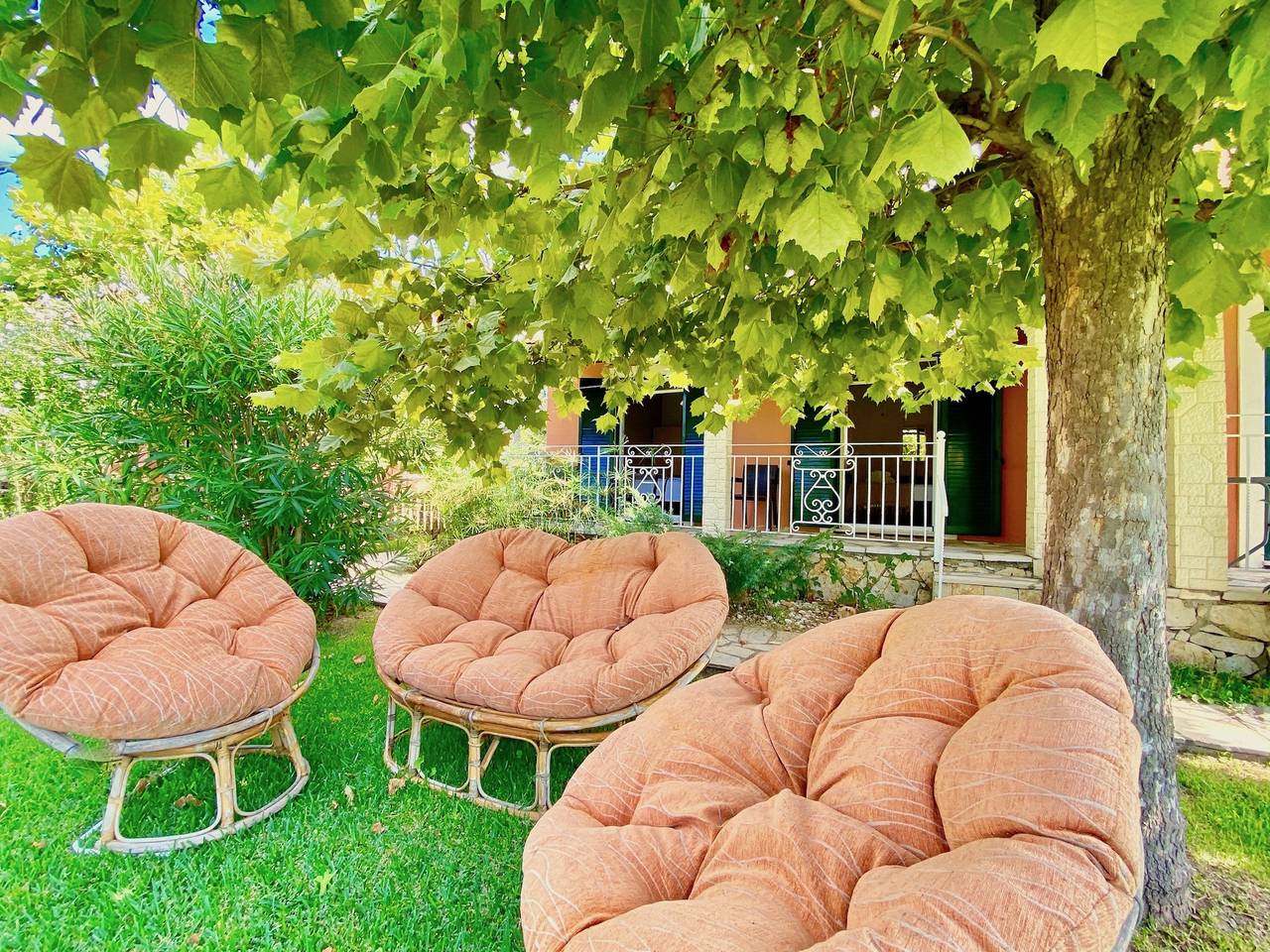 Entire apartment, Asteraki Beach House in Corfu