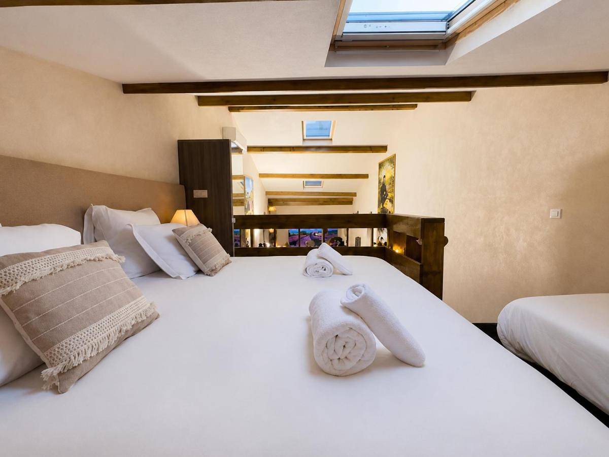 Appartement entier, Auberge Nostradamus, Loft Nostredame in Salon-de-Provence, Côte méditerranéenne (France)